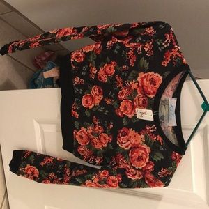 Long sleeve crop top